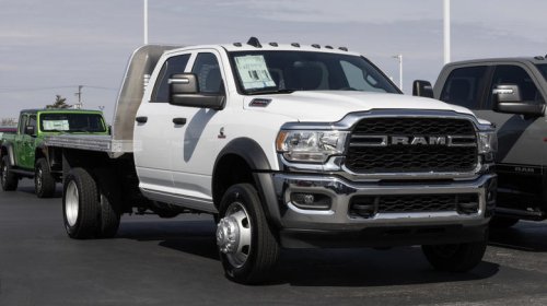 6.7L Cummins vs. 6.7L Power Stroke diesel engines: What are the differences?