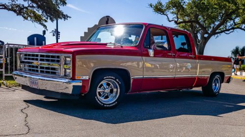 Which Chevy trucks came with a 454 V8 engine?