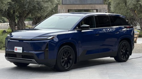 Toyota, How the 2027 Toyota Highlander stacks up against its three-row EV competition