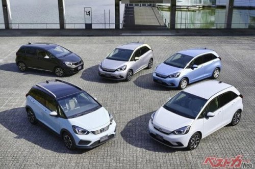 フィットの勢い未だ回復せず! やはり見た目がネックか?