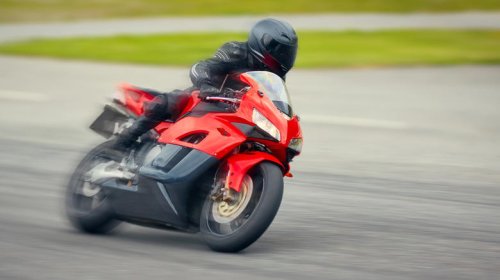 The history of the gentlemen's agreement that capped motorcycle speed