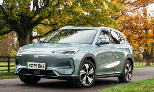 Geely se estrena en España con estos precios: así llegan los nuevos EX5 y Starray EM-i