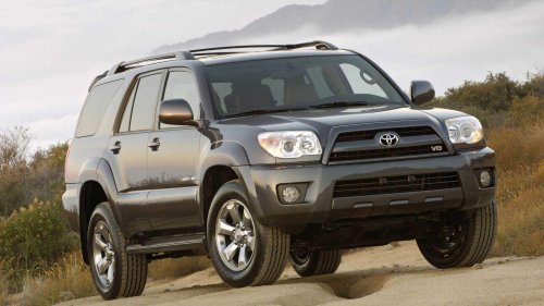 Toyota, Toyota Land Cruiser, Toyota 4Runner, Toyota's 4Runner leads the way, outselling the Land Cruiser 2-to-1