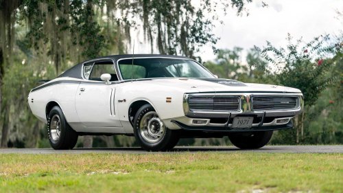 The last great Mopar muscle car before the malaise era killed everything is now a big block bargain