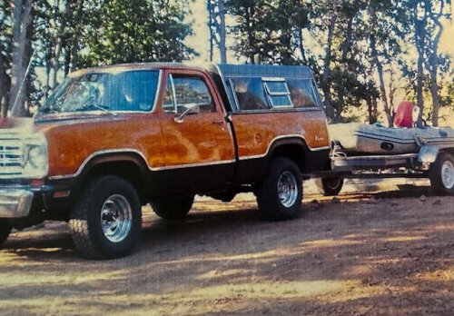 Dodge, Original owner: Big-block ’75 Dodge 4×4 packs two tons of golden memories