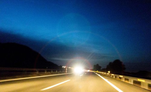 La DGT lanza un aviso urgente: cinco consejos al conducir por carreteras convencionales este invierno