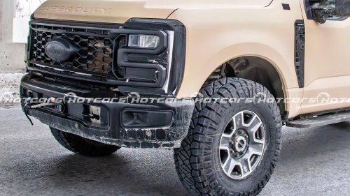 Ford F-350 spy shots reveal 37 inch tire Super Duty prototype