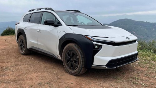 Which Toyota wagon is best: BZ Woodland or Crown Signia?