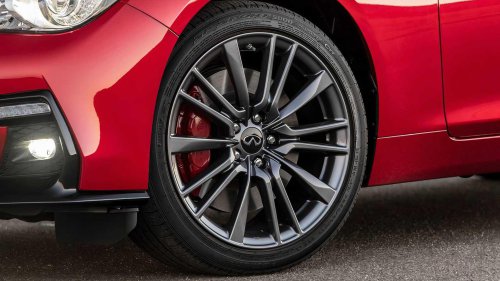 2016 Infiniti Q50 Red Sport 400: A performance bargain vs. new Corolla