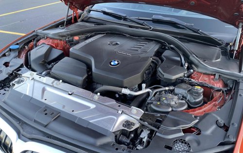 BMW faces class action lawsuit over faulty oil filter housings