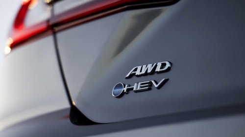 Toyota Camry MPG for 2026: The most efficient Camry model ranked