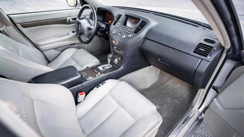 Infiniti, First-gen Infiniti M45: The rare Japanese V8 sleeper sedan