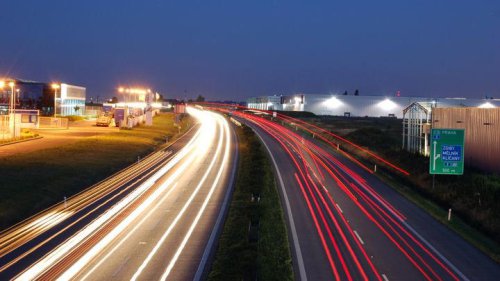 La DGT habla de límites, República Checa de 150 km/h: dos formas de entender la seguridad en autopista