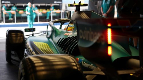 Aston Martin, Alonso advierte que la inconsistencia del AMR26 frena a Aston Martin: "Cuando no se rueda limpio, no se avanza"