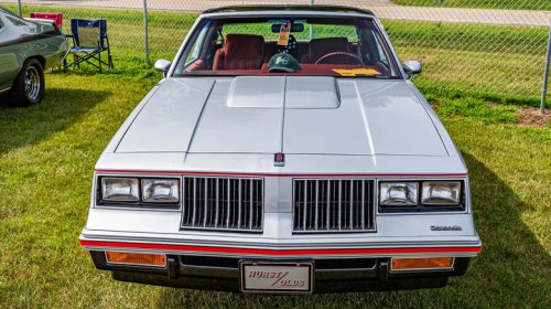 Why this '80s transmission used three shifters instead of one