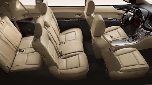 SUV, The final flat-six SUV sold in the USA is a bargain in 2026