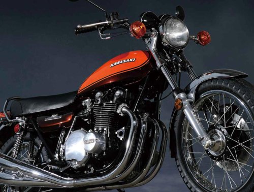 カワサキ「900SUPER4（Z1）」｜世界最速・戦国期に生まれ王座に君臨し続けた究極【KAWASAKI Z大全】