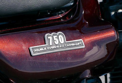 カワサキ「900SUPER4（Z1）」｜世界最速・戦国期に生まれ王座に君臨し続けた究極【KAWASAKI Z大全】