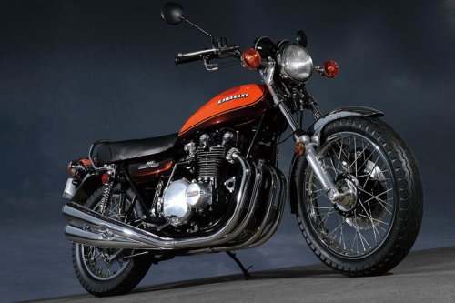 カワサキ「900SUPER4（Z1）」｜世界最速・戦国期に生まれ王座に君臨し続けた究極【KAWASAKI Z大全】