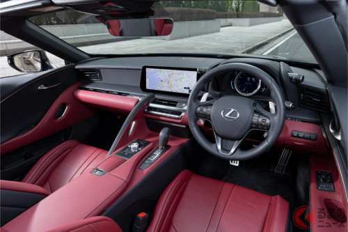 国産＆外車の最新「大排気量オープンカー」が気持ちイイ! 間もなく終了のレクサスV8×メルセデスAMG直6を比較検証! 見えてきたそれぞれのキャラとは