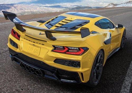 Chevrolet Corvette ZR1 breaks McLaren Senna lap record in Virginia