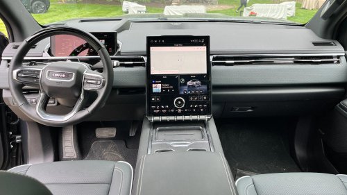 Best luxury pickup trucks for 2026