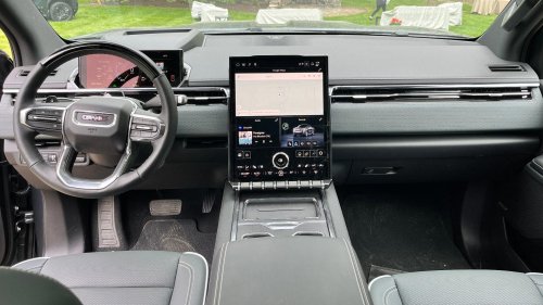 Best luxury pickup trucks for 2026