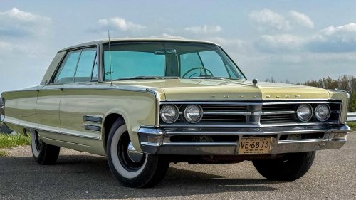 Chrysler 300 Hurst: The forgotten 440 TNT muscle luxury coupe