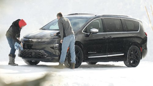 Chrysler | Chrysler Pacifica refresh gets a peculiar face and probably not much else
