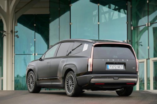 Prueba Hyundai Ioniq 9 Calligraphy: la nave espacial venida de Corea con ramalazos premium