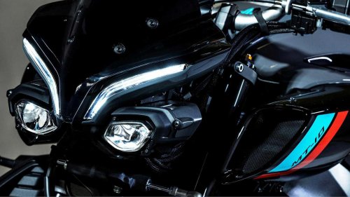 The Yamaha that does city, highway, and track days without drama