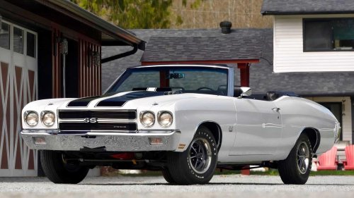10 big-block muscle cars climbing in value right now