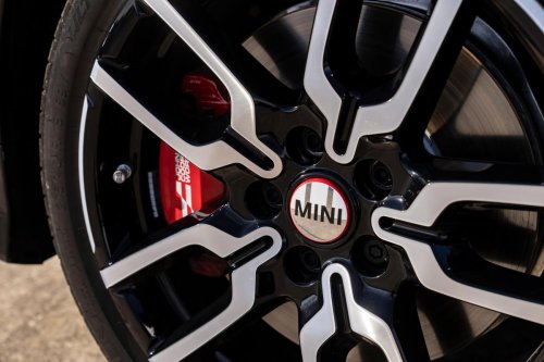 Gallery: Mini 1965 Victory Edition photos