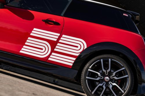 Gallery: Mini 1965 Victory Edition photos