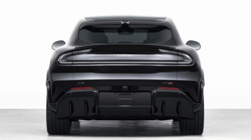 「フェラーリを連想させる」シャオミYU7 GT、外観だけでなく数値まで高性能車の領域へ