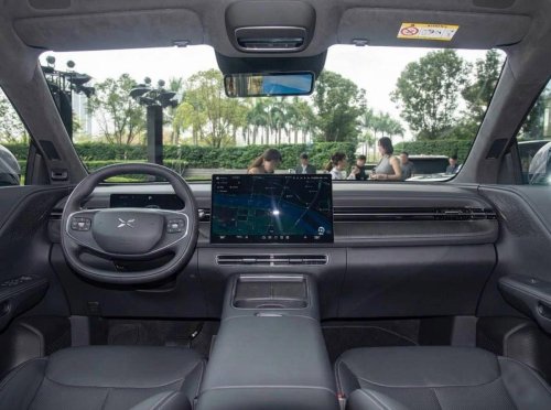 XPeng, Tesla, BYD, Golpe sobre la mesa: Xpeng rebaja 7.000 euros su SUV eléctrico para desafiar a Tesla y a BYD
