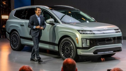 Hyundai, Hyundai Elantra, Hyundai CEO confirms new Tucson, Elantra models coming this year