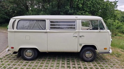 1971 Volkswagen camper van