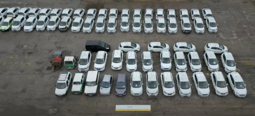 Ojo a esta subasta masiva de coches del Ayuntamiento de Madrid: hay muchos chollos, pero cuidado con estos detalles
