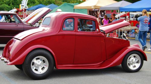 5 vintage cars other than '32 Fords that would make fantastic hot rods