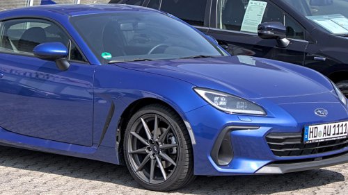 20 manual-transmission cars for the 18% of Americans who can drive stick