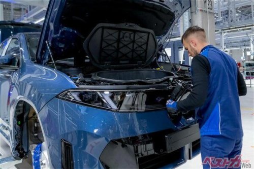 3月18日にお姿公開! セダン復活の狼煙! BMWの新型3シリーズがまずBEVで登場!