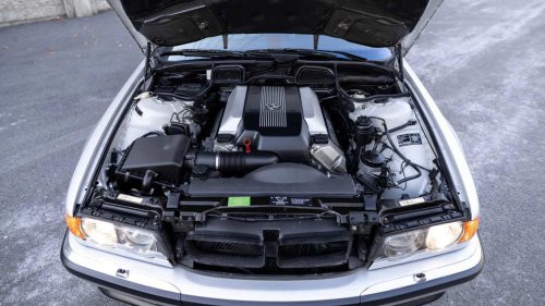 The E38 BMW 7 Series was a technological masterpiece