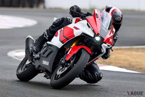 注目度大! ヤマハ「YZF-R25」の2026年モデルが登場 国内限定400台の「70周年記念カラー」に対するネットや販売店の反響は?