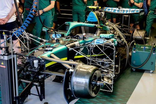 Fernando Alonso, la calma dentro de Aston Martin: “Somos menos negativos que la prensa”