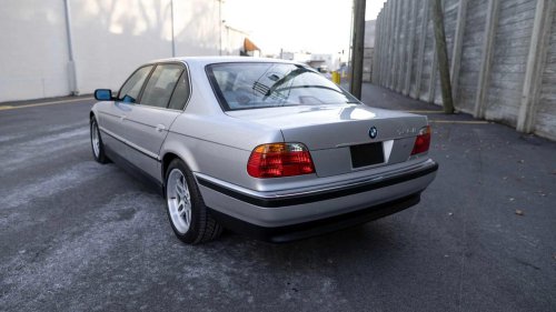 The E38 BMW 7 Series was a technological masterpiece