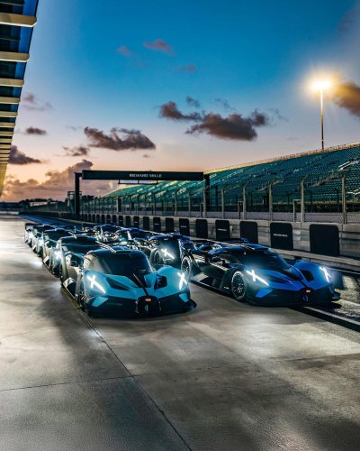 Bugatti Bolides on track in Miami