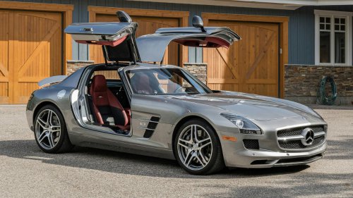 10 cars that still feel modern years after production ended