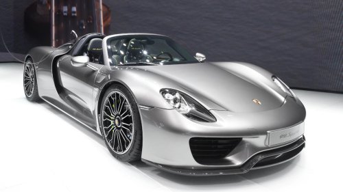 10 cars that still feel modern years after production ended