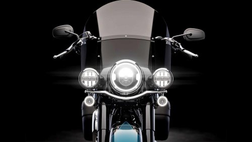 Harley-Davidson Heritage Classic: Perfect for long hauls and highway riding